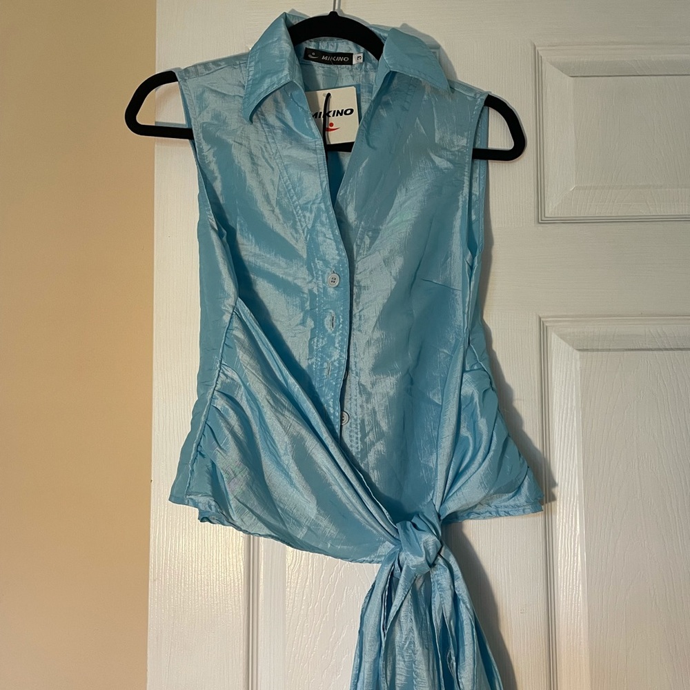 ❤️NWT Mikino Top Turquoise wrap button Down Size 3 T3
